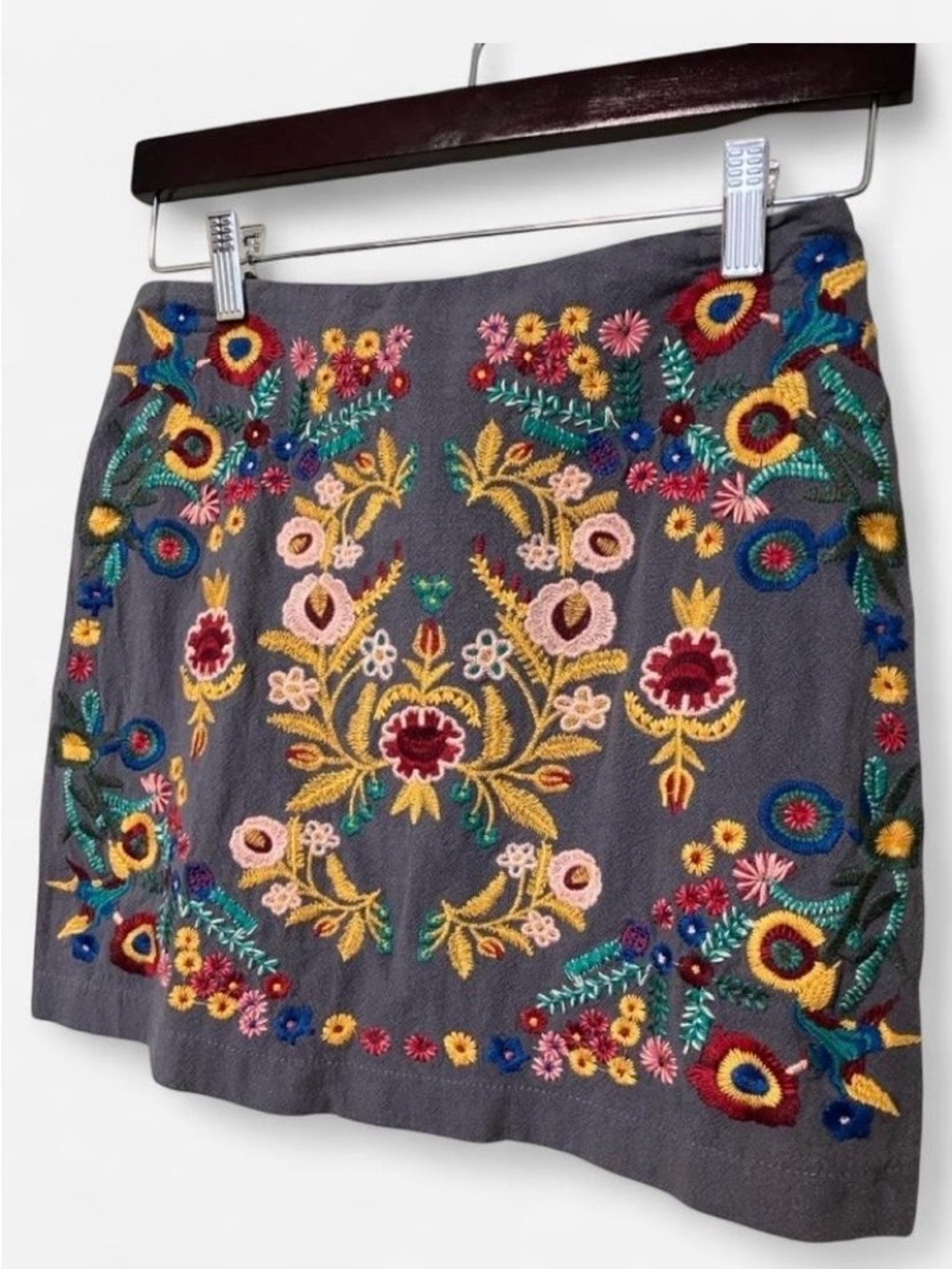 Altar’d State Embroidered Floral Gray Mini Skirt Linen Cotton Women’s Size XS